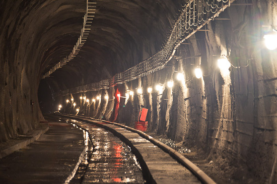 Вспомогательный тоннель до... Вспомогательный тоннель до...