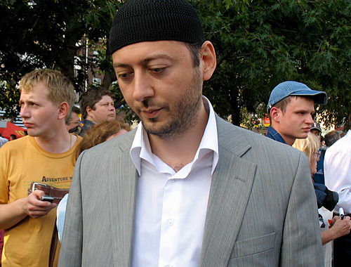 Магомед Хазбиев на митинге памяти Магомеда Евлоева. Москва, Пушкинская площадь, сентябрь 2008 года. Фото "Кавказского узла" Магомед Хазбиев на митинге памяти Магомеда Евлоева. Москва, Пушкинская площадь, сентябрь 2008 года. Фото "Кавказского узла"