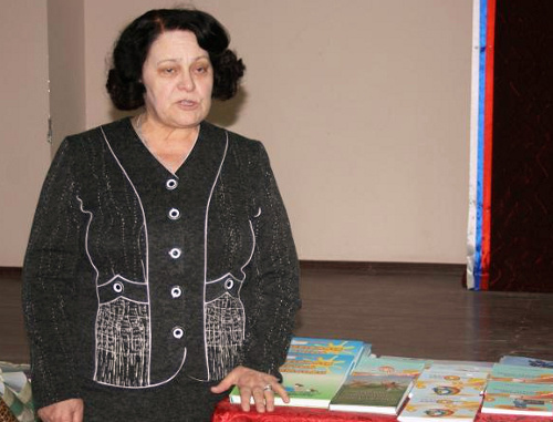 Презентация детских книг на осетинском языке. На фото - Зоя Битарты. Южная Осетия, Цхинвал, 21 января 2012 г. Фото: ИА "Рес", http://cominf.org Презентация детских книг на осетинском языке. На фото - Зоя Битарты. Южная Осетия, Цхинвал, 21 января 2012 г. Фото: ИА "Рес", http://cominf.org