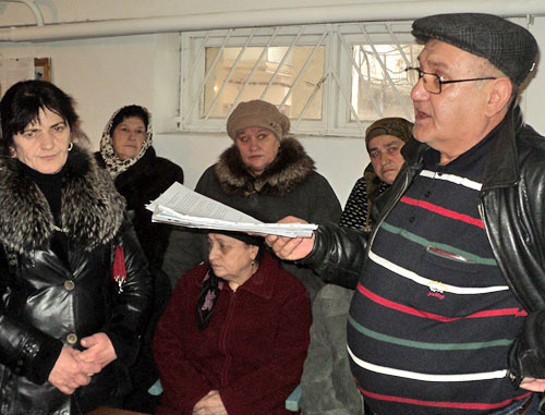 «Чернобыльцы» КБР решили отложить проведение протестных акций до окончания следственной проверки. Кабардино-Балкария, февраль 2013 г. Фото Луизы Оразаевой для "Кавказского узла" «Чернобыльцы» КБР решили отложить проведение протестных акций до окончания следственной проверки. Кабардино-Балкария, февраль 2013 г. Фото Луизы Оразаевой для "Кавказского узла"