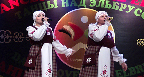 Ансамбль "Отражджение" ("Возрождение") - Республика Белорусь. Фото Луизы Оразаевой для "Кавказского узла" Ансамбль "Отражджение" ("Возрождение") - Республика Белорусь. Фото Луизы Оразаевой для "Кавказского узла"