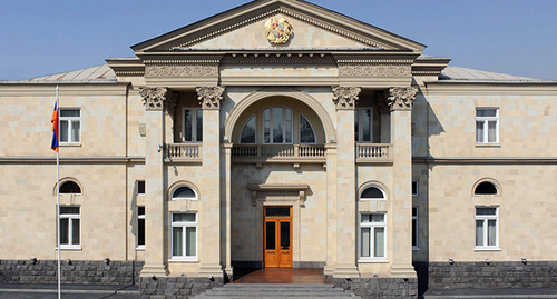 Резиденция президента Армении. Фото: http://www.president.am/images/building/main_big.jpg Резиденция президента Армении. Фото: http://www.president.am/images/building/main_big.jpg
