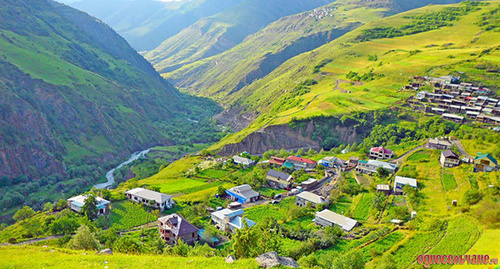 Ругельда, Шамильский район, Дагестан. Фото: МАГОМЕДРАСУЛОВ К.М., http://odnoselchane.ru/?page=photos_of_category§=1479&com=photogallery Ругельда, Шамильский район, Дагестан. Фото: МАГОМЕДРАСУЛОВ К.М., http://odnoselchane.ru/?page=photos_of_category§=1479&com=photogallery
