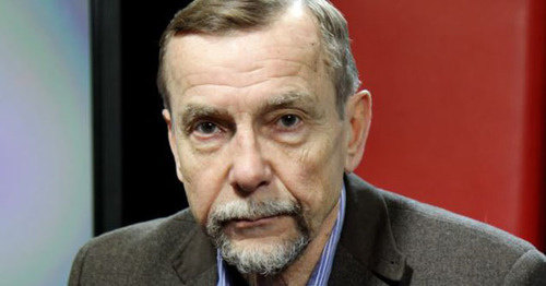 Руководитель движения "За права человека" Лев Пономарев. Фото: RFE/RL http://www.svoboda.org/ Руководитель движения "За права человека" Лев Пономарев. Фото: RFE/RL http://www.svoboda.org/
