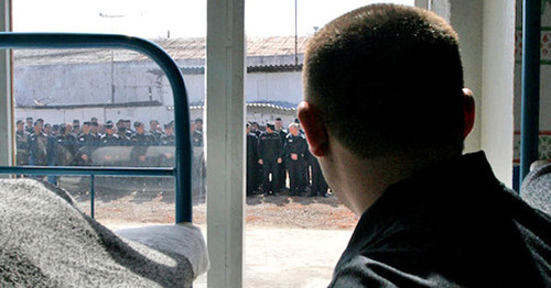 Заключенные в колонии. Фото: Владимир Аносов / Югополис Заключенные в колонии. Фото: Владимир Аносов / Югополис