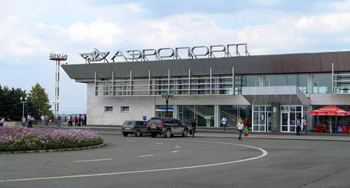 Аэропорт Беслана. Фото: http://aviabilet-pobeda.ru/bilety-na-samolet-vladikavkaz-moskva.html Аэропорт Беслана. Фото: http://aviabilet-pobeda.ru/bilety-na-samolet-vladikavkaz-moskva.html