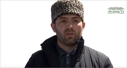 Магомед Хидиров. Фото: Стоп-кадр видео https://www.youtube.com/watch?v=CGdzBCOg8_k Магомед Хидиров. Фото: Стоп-кадр видео https://www.youtube.com/watch?v=CGdzBCOg8_k