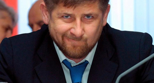 Рамзан Кадыров. Фото: http://u-f.ru,
http://fedpress.ru/news/polit_vlast/news_polit/1425532519-kadyrov-obeshchal-vozvrashchat-iz-moskvy-nevospitannykh-chechenskikh-studentov Рамзан Кадыров. Фото: http://u-f.ru,
http://fedpress.ru/news/polit_vlast/news_polit/1425532519-kadyrov-obeshchal-vozvrashchat-iz-moskvy-nevospitannykh-chechenskikh-studentov
