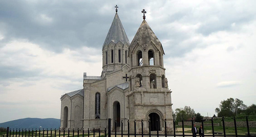 Собор Сурб Аменапркич (Св. Всеспасителя) Казанчецоц в городе Шуши является ключевой достопримечательностью туристического маршрута из Еревана в Степанакерт. Нагорный Карабах. Фото Алвард Григорян Собор Сурб Аменапркич (Св. Всеспасителя) Казанчецоц в городе Шуши является ключевой достопримечательностью туристического маршрута из Еревана в Степанакерт. Нагорный Карабах. Фото Алвард Григорян