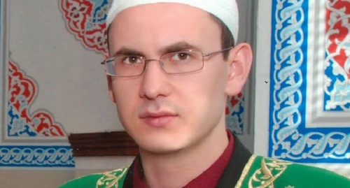 Имам Наиль Бикмаев. Фото: http://chernovik.net/content/inye-smi/zabludshiy-imam Имам Наиль Бикмаев. Фото: http://chernovik.net/content/inye-smi/zabludshiy-imam