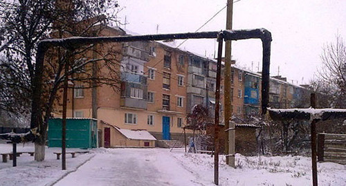 Здание в Горагорске, Чечня. Фото: http://chechenia.8bb.ru/viewtopic.php?id=778 Здание в Горагорске, Чечня. Фото: http://chechenia.8bb.ru/viewtopic.php?id=778