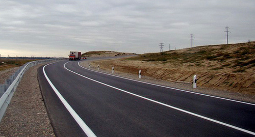 Реконтсруированная автодорога в Чечне. Фото: http://www.www.minavtodorchr.ru/ Реконтсруированная автодорога в Чечне. Фото: http://www.www.minavtodorchr.ru/