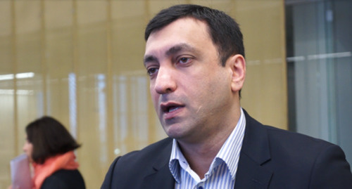 Леван Бежашвили. Фото: http://frontnews.ge/ru/news/47438-ლევან-ბეჟაშვილი-დღეს-მთავარ-პროკურატურას-მიმართავს Леван Бежашвили. Фото: http://frontnews.ge/ru/news/47438-ლევან-ბეჟაშვილი-დღეს-მთავარ-პროკურატურას-მიმართავს