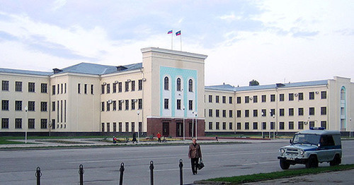 Дом Правительства КЧР. Черкесск. Фото пользователя Irene_Z https://www.flickr.com Дом Правительства КЧР. Черкесск. Фото пользователя Irene_Z https://www.flickr.com