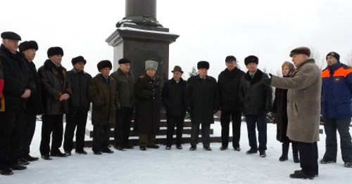 Участники митинга против застройки парка Победы во Владикавказе. 25 января 2016 года. Фото: Vladikavkaz-osetia.ru Участники митинга против застройки парка Победы во Владикавказе. 25 января 2016 года. Фото: Vladikavkaz-osetia.ru