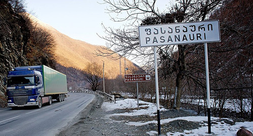 Движение по Военно-Грузинской / Фото: © Sputnik/ Александр Имедашвили, http://sputnik-georgia.ru/society/20160225/230355024.html Движение по Военно-Грузинской / Фото: © Sputnik/ Александр Имедашвили, http://sputnik-georgia.ru/society/20160225/230355024.html