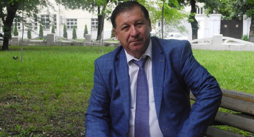 Президент МЧА Хаути Сохроков. Фото: http://www.sknews.ru/rubriki/society/69628-v-kbr-izbran-prezident-mezhdunarodnoj-cherkesskoj-associacii.html Президент МЧА Хаути Сохроков. Фото: http://www.sknews.ru/rubriki/society/69628-v-kbr-izbran-prezident-mezhdunarodnoj-cherkesskoj-associacii.html