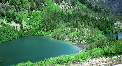 Бадукские озера, в горах Карачаево-Черкесии Фото: http://www.liveinternet.ru/users/valniko77/post332062743/ Бадукские озера, в горах Карачаево-Черкесии Фото: http://www.liveinternet.ru/users/valniko77/post332062743/