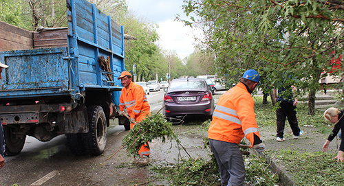 Последствия града в Владикавказе. Фото: © Sputnik/ Дзерасса Биазарти Последствия града в Владикавказе. Фото: © Sputnik/ Дзерасса Биазарти