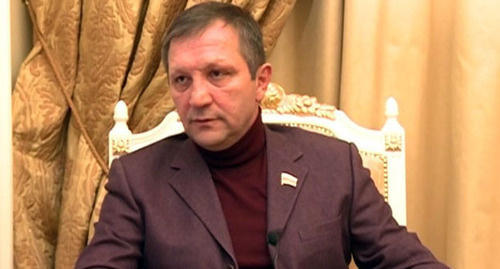 Лидер профсоюзного движения Северной Осетии Таймураз Касаев. Фото: http://alaniatv.ru/programmy/bez-lishnih-slov/?releases&id=2884 Лидер профсоюзного движения Северной Осетии Таймураз Касаев. Фото: http://alaniatv.ru/programmy/bez-lishnih-slov/?releases&id=2884