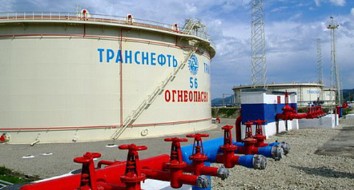 Нефтеналивные баки компании "Транснефть" Фото с сайта neftegaz.ru Нефтеналивные баки компании "Транснефть" Фото с сайта neftegaz.ru