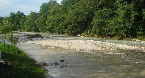 Река Урсдон. Фото: http://commons.wikimedia.org Автор: Farn Река Урсдон. Фото: http://commons.wikimedia.org Автор: Farn