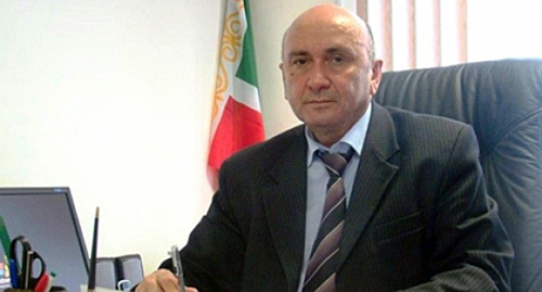 Гаирсолт Батаев. Фото: http://www.skfo.ru/news/2013/11/11/GBataev__Obvinenie_v_adres_M_Musaeva__-_popytka_diskreditacii_ego_kak_advokata/ Гаирсолт Батаев. Фото: http://www.skfo.ru/news/2013/11/11/GBataev__Obvinenie_v_adres_M_Musaeva__-_popytka_diskreditacii_ego_kak_advokata/