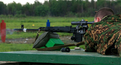 Снайпер на полигоне. Фото: http://мультимедиа.минобороны.рф/multimedia/photo/gallery.htm?id=30118@cmsPhotoGallery Снайпер на полигоне. Фото: http://мультимедиа.минобороны.рф/multimedia/photo/gallery.htm?id=30118@cmsPhotoGallery