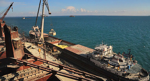 Акватория порта Ростова. Фото: http://rup-port.ru/#about Акватория порта Ростова. Фото: http://rup-port.ru/#about