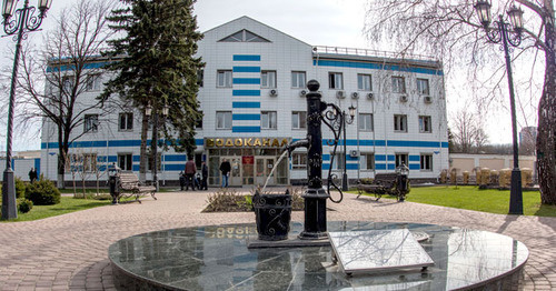 Здание "Водоканала". Фото http://www.water26.ru/news.php?active=news&id=219&han=solo Здание "Водоканала". Фото http://www.water26.ru/news.php?active=news&id=219&han=solo