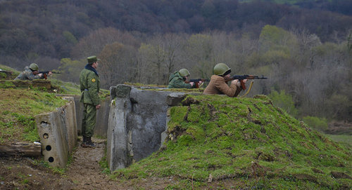 Учения резервистов в Абхазии. Фото © Sputnik. Роберт Джопуа
http://sputnik-abkhazia.ru/Abkhazia/20170111/1020209894/minoborony-abxazii-stroitelstvo-poligona-v-cebelde-ne-planiruetsya.html Учения резервистов в Абхазии. Фото © Sputnik. Роберт Джопуа
http://sputnik-abkhazia.ru/Abkhazia/20170111/1020209894/minoborony-abxazii-stroitelstvo-poligona-v-cebelde-ne-planiruetsya.html