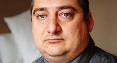 Магомед Муцольгов Фото: Варвара Пахоменко http://kavpolit.com/articles/menja_podozrevajut_v_tom_chto_ja_ukazaniju_ameriki-21190/ Магомед Муцольгов Фото: Варвара Пахоменко http://kavpolit.com/articles/menja_podozrevajut_v_tom_chto_ja_ukazaniju_ameriki-21190/