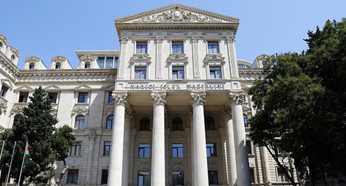 Здание МИД Азербайджана. Фото https://ru.sputnik.az/karabakh/20160109/403291080.html Здание МИД Азербайджана. Фото https://ru.sputnik.az/karabakh/20160109/403291080.html