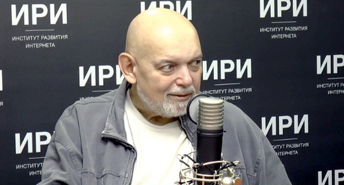 Гейдар Джемаль. Кадр из видеоверсии передачи "Разговоры с Джемалем" на YouTube-канале Mediametrics Live, Youtube.com/watch?v=ePlCw-qBa9E Гейдар Джемаль. Кадр из видеоверсии передачи "Разговоры с Джемалем" на YouTube-канале Mediametrics Live, Youtube.com/watch?v=ePlCw-qBa9E