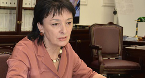 Лариса Каболова. Фото http://rso-a.ru/novosti-glavy/5088-vyacheslav-bitarov-obsudil-situatsiyu-na-rynke-truda-s-larisoj-kabolovoj Лариса Каболова. Фото http://rso-a.ru/novosti-glavy/5088-vyacheslav-bitarov-obsudil-situatsiyu-na-rynke-truda-s-larisoj-kabolovoj