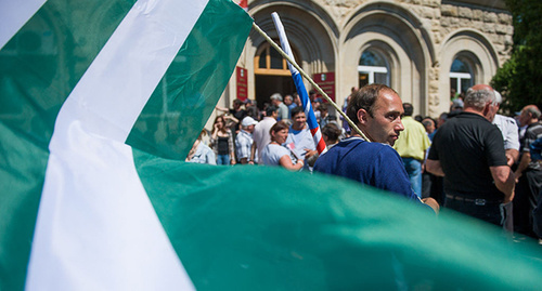 Митинг в Абхазии © Нина Зотина, ЮГА.ру https://www.yuga.ru/photo/2913.html Митинг в Абхазии © Нина Зотина, ЮГА.ру https://www.yuga.ru/photo/2913.html