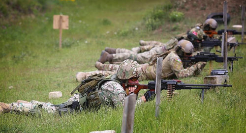 Военные учения "Кавказский орел"
Фото © FB / Минобороны Грузии
https://ru.armeniasputnik.am/review/20170613/7627483/chem-ugrozhaet-kavkazskij-orel-armenii-ili-kto-hochet-podstavit-gruziyu.html Военные учения "Кавказский орел"
Фото © FB / Минобороны Грузии
https://ru.armeniasputnik.am/review/20170613/7627483/chem-ugrozhaet-kavkazskij-orel-armenii-ili-kto-hochet-podstavit-gruziyu.html