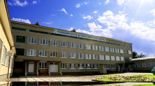Здание РДКБ в Нальчике. Фото http://kavtoday.ru/tour/30030 Здание РДКБ в Нальчике. Фото http://kavtoday.ru/tour/30030