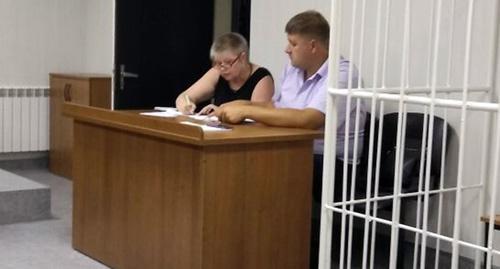Подсудимая с адвокатом. Фото Светланы Кравченко для "Кавказского узла" Подсудимая с адвокатом. Фото Светланы Кравченко для "Кавказского узла"