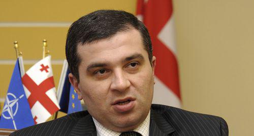 Давид Саакашвили. Фото http://f12.pmo.ee/lY1S-4x_ywbtxr7koxFwZGzVZ74=/1800x970/smart/nginx/o/2008/08/23/67945t1h599f.jpg Давид Саакашвили. Фото http://f12.pmo.ee/lY1S-4x_ywbtxr7koxFwZGzVZ74=/1800x970/smart/nginx/o/2008/08/23/67945t1h599f.jpg