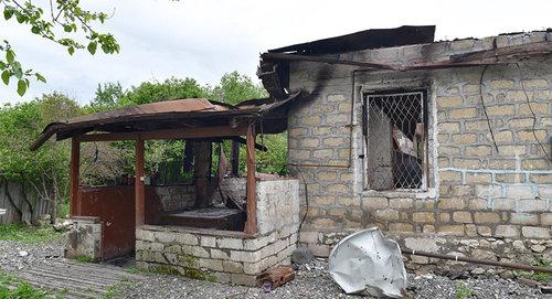 разрушенной дом в Агдамском районе Азербайджана. Фото © Sputnik / Murad Orujov
https://ru.sputnik.az/karabakh/20170830/411639689/karabah-obstrel-pulemety-okkupirovannye-zemli.html разрушенной дом в Агдамском районе Азербайджана. Фото © Sputnik / Murad Orujov
https://ru.sputnik.az/karabakh/20170830/411639689/karabah-obstrel-pulemety-okkupirovannye-zemli.html