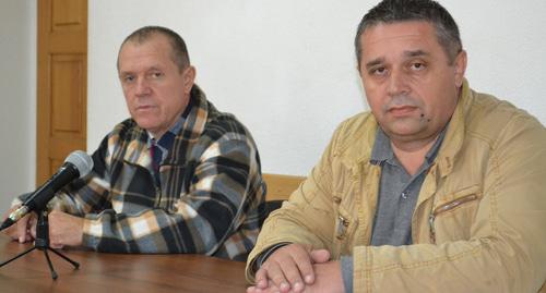 Юрий Малыгин (слева) с адвокатом Михаилом Охрименко. Фото Светланы Кравченко для "Кавказского узла" Юрий Малыгин (слева) с адвокатом Михаилом Охрименко. Фото Светланы Кравченко для "Кавказского узла"