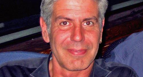 Энтони Бурден. Фото WNYC New York Public Radio https://ru.wikipedia.org/wiki/Бурден,_Энтони Энтони Бурден. Фото WNYC New York Public Radio https://ru.wikipedia.org/wiki/Бурден,_Энтони