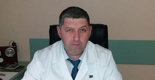 Марат Хубиев. Фото: Пресс-служба городской клинической больницы №1 http://1gkb-kbr.ru/o-glavnom-vrache/ Марат Хубиев. Фото: Пресс-служба городской клинической больницы №1 http://1gkb-kbr.ru/o-glavnom-vrache/