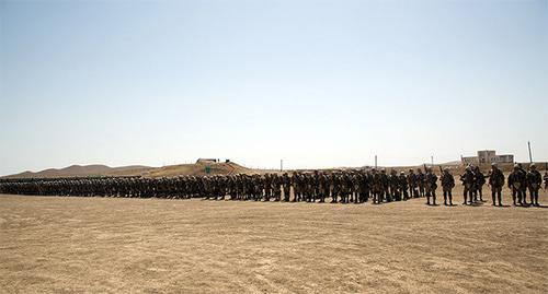 Построение в армии Азербайджана. Фото http://mod.gov.az/ru/foto-arhiv-045/?gid=18741 Построение в армии Азербайджана. Фото http://mod.gov.az/ru/foto-arhiv-045/?gid=18741
