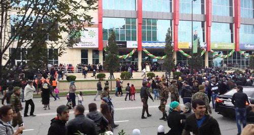 Торговый Центр Grand Park в Грозном. Кадр из видео пользователя Mansur https://www.youtube.com/watch?v=rP8inQ1H_Ks Торговый Центр Grand Park в Грозном. Кадр из видео пользователя Mansur https://www.youtube.com/watch?v=rP8inQ1H_Ks