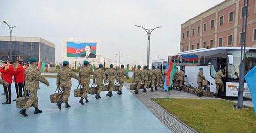 Группа из 70 азербайджанских военных в порядке ротации отправлена в Афганистан. Фото: Пресс-служба министерства обороны Азербайджанской республики https://mod.gov.az/ Группа из 70 азербайджанских военных в порядке ротации отправлена в Афганистан. Фото: Пресс-служба министерства обороны Азербайджанской республики https://mod.gov.az/