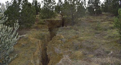 Оползневая зона в Баку. Фото Sputnik / Irade CELIL
https://ru.sputnik.az/incidents/20180125/413759615/opolznevaja-zona-bajyl-zhilcov-jevakuirovali-.html Оползневая зона в Баку. Фото Sputnik / Irade CELIL
https://ru.sputnik.az/incidents/20180125/413759615/opolznevaja-zona-bajyl-zhilcov-jevakuirovali-.html