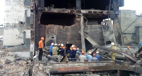 Обрушение стены здания на территории закрытой шахты в Ростовской области. Фото предоставлено "Кавказскому узлу" очевидцем Обрушение стены здания на территории закрытой шахты в Ростовской области. Фото предоставлено "Кавказскому узлу" очевидцем