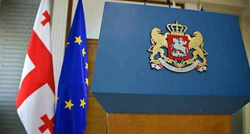 Трибуна для выстцплений. Фото © Sputnik / Alexander Imedashvili
https://sputnik-georgia.ru/politics/20180912/242067619/Pravitelstvo-obsuzhdaet-pravila-kureniya-marikhuany-v-Gruzii.html